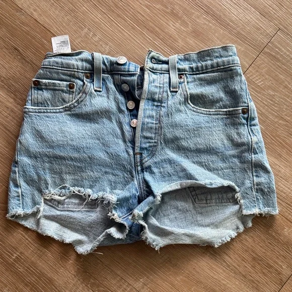 Levi's Light Blue Distressed Jean Shorts - Picture 1 of 5